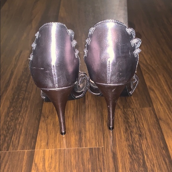 Delicious gun metal heels - Picture 3 of 5